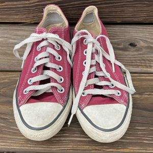 Converse All-star Low tops size 7 women, 5 men